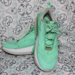Nike Air Max Up City‎ Special -NYC Lady Liberty Womens Size 9.5